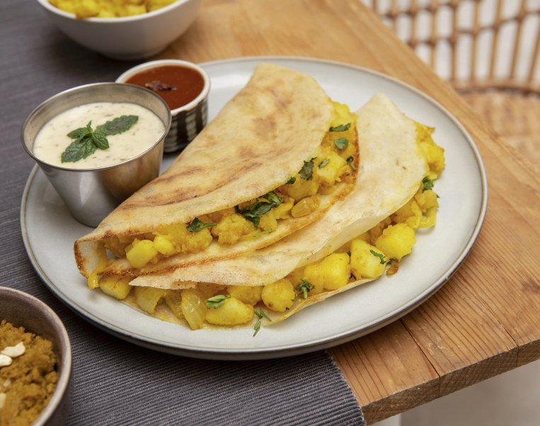 delicious-indian-dosa-composition